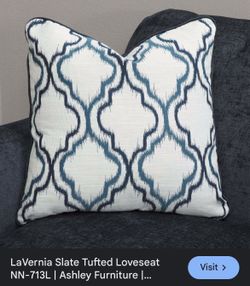 Ashley Furniture Accent 