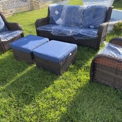 Brand New Patio Set