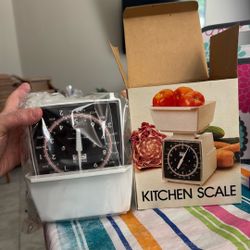 Kitchen Scale Easy To Read Face Weighs To 10 Lbs 