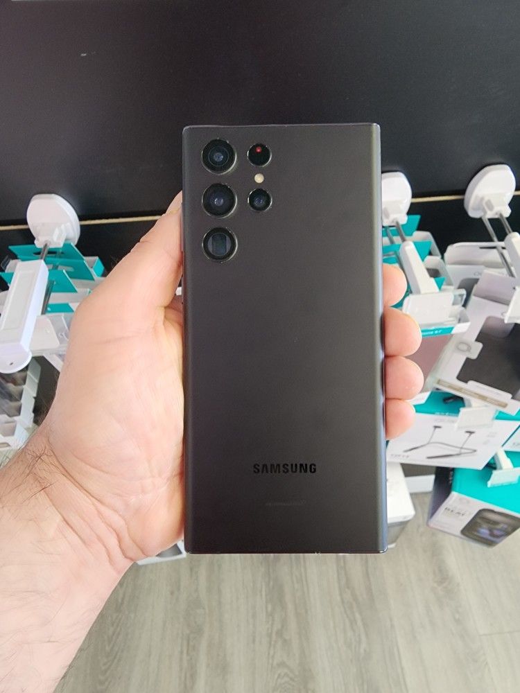 Samsung Galaxy S22 Ultra 5G 128GB in Black (T Mobile, Metro PCS