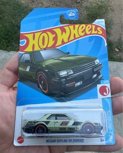 Hot Wheels Nissan Skyline RS