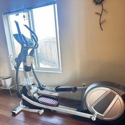 Elliptical- Proform Smart Strider