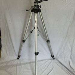 Large Pro Tripod