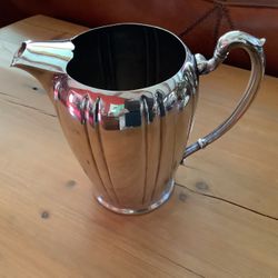 Beautiful lobed PILGRIM Silver 9" Water Pitcher, 5 Pints.