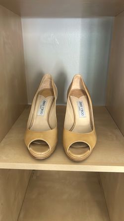 Jimmy Choo Nude Patent Peep-Toe Heels – Size 39 / US