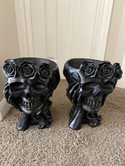 Halloween Decor Skulls