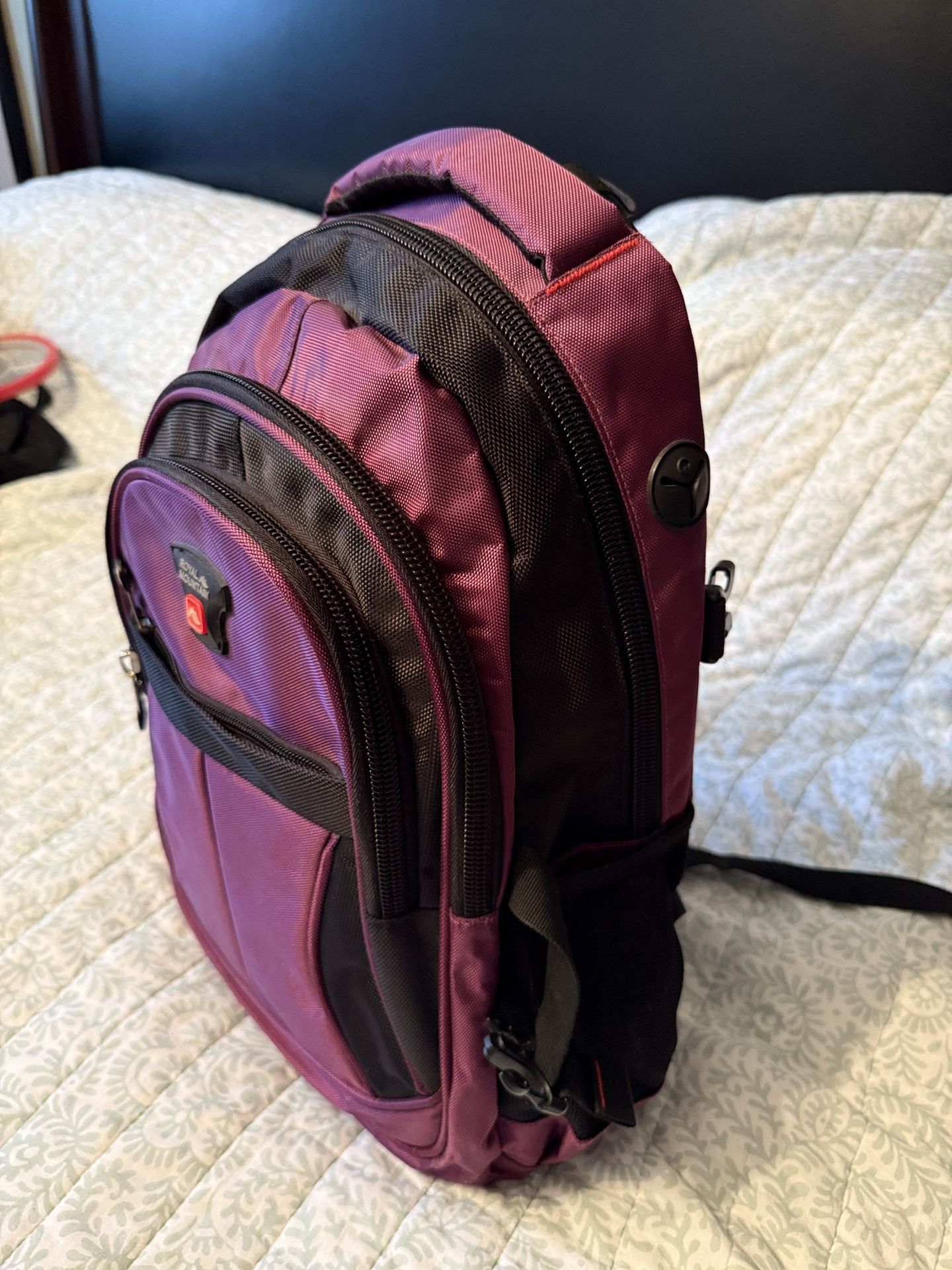 Royal Mountain 7878 Laptop Backpack - 18"