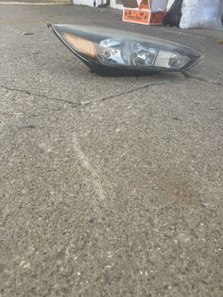 2015 Ford Focus Passenger Side Light