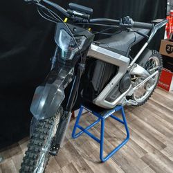 Rawrr Mantis E-bike Full Size 72 V Brand New 2024
