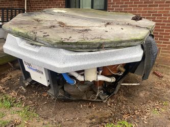 Free Jacuzzi