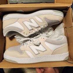 New Balance Grey Beige Size 10.5 M