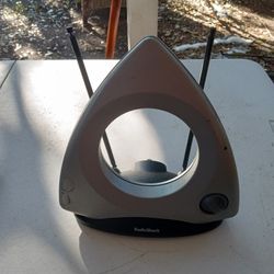 INDOOR TV ANTENNA (RADIO SHACK)