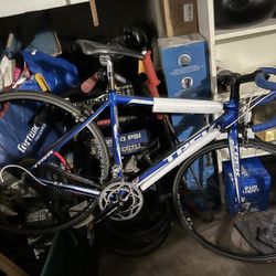 Trek 1.1 Alpha Bike With Basket