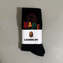 BAPE Multicolor “BAPE” Text Crew Socks – Black