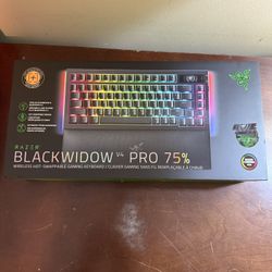 Razer BlackWidow V4 Pro 75% Wireless Gaming Keyboard