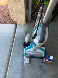 Bissell Upright Vacuum Cleaner with Accessories
