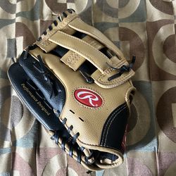 RAWLINGS youth right hand baseball glove