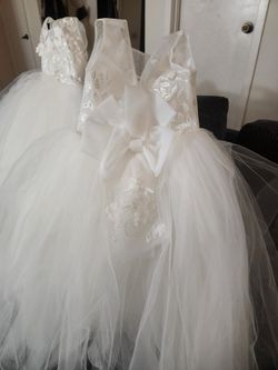 Flower Girls Dress New!!!!White Color