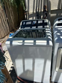 GE Washer and Electric Dryer Set