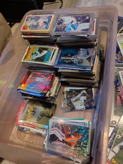 Baseball basketball football 3000 cards