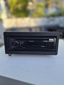 Kenwood KDC-Bt378u XM bluetooth