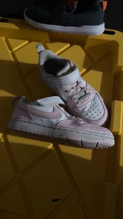 Nike low borough toddler 11M