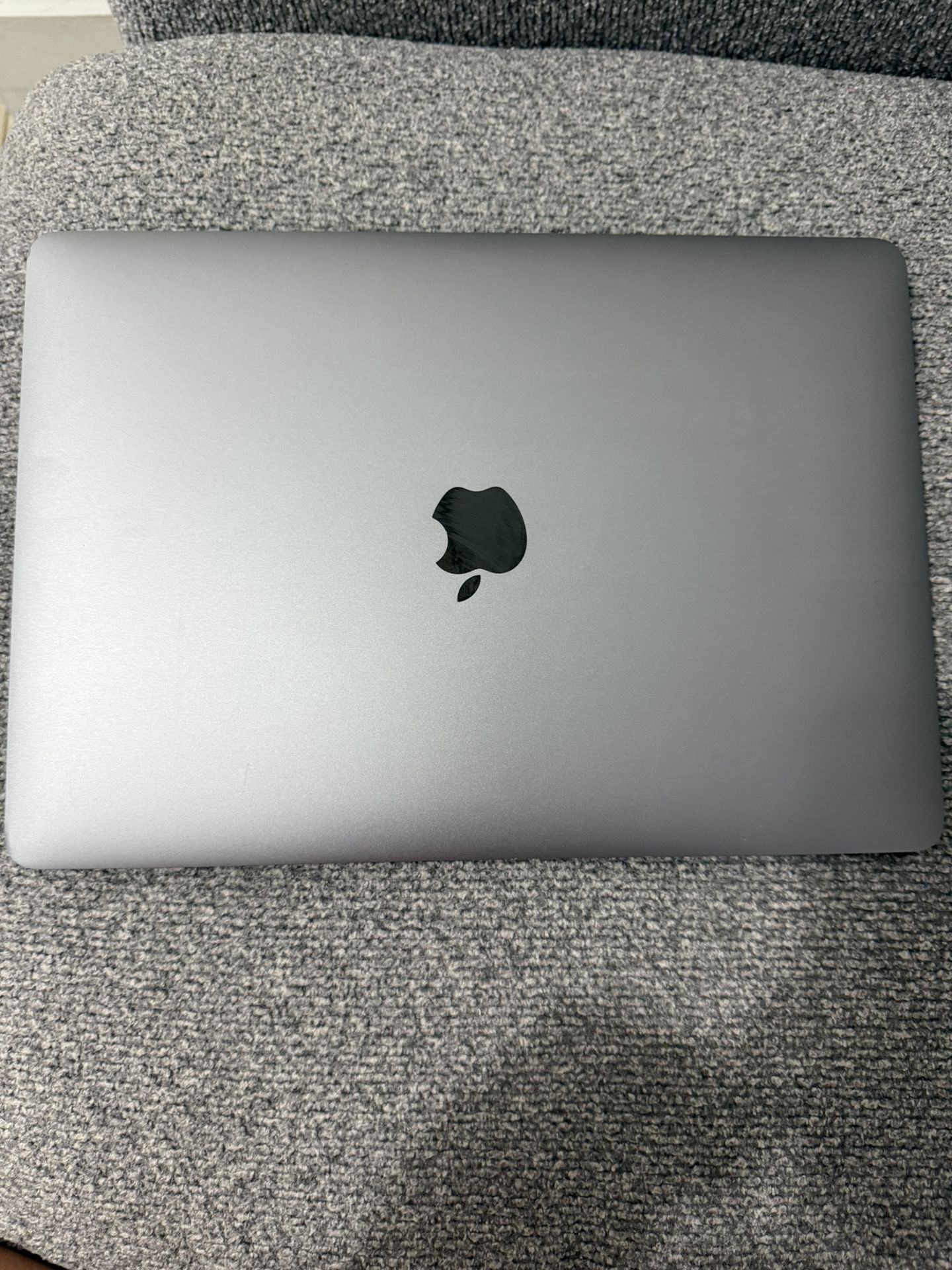 MACBOOK 2019 AIR
