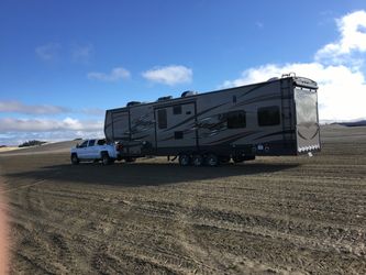 2015 Prime Time Spartan 1239 Fifth-Wheel Toy Hauler