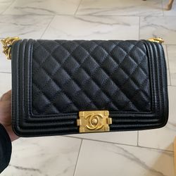 Black Purse 