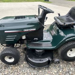 CRAFTSMAN LAWN TRACTOR 15.5 HP OHV KOHLER 42 RIDING MOWER ONLY 600 BUNCH NEW PARTS for Sale in Erin NY OfferUp
