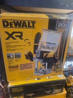 DEWALT
20v BRUSHLESS
SIN ESCOBILLAS XR ME- 2 XYW A0
2-1/4 HP PLUNGE ROUTER Tool only)
