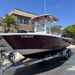 2008 Everglades 211 Center Console Fishing/cruising Boat