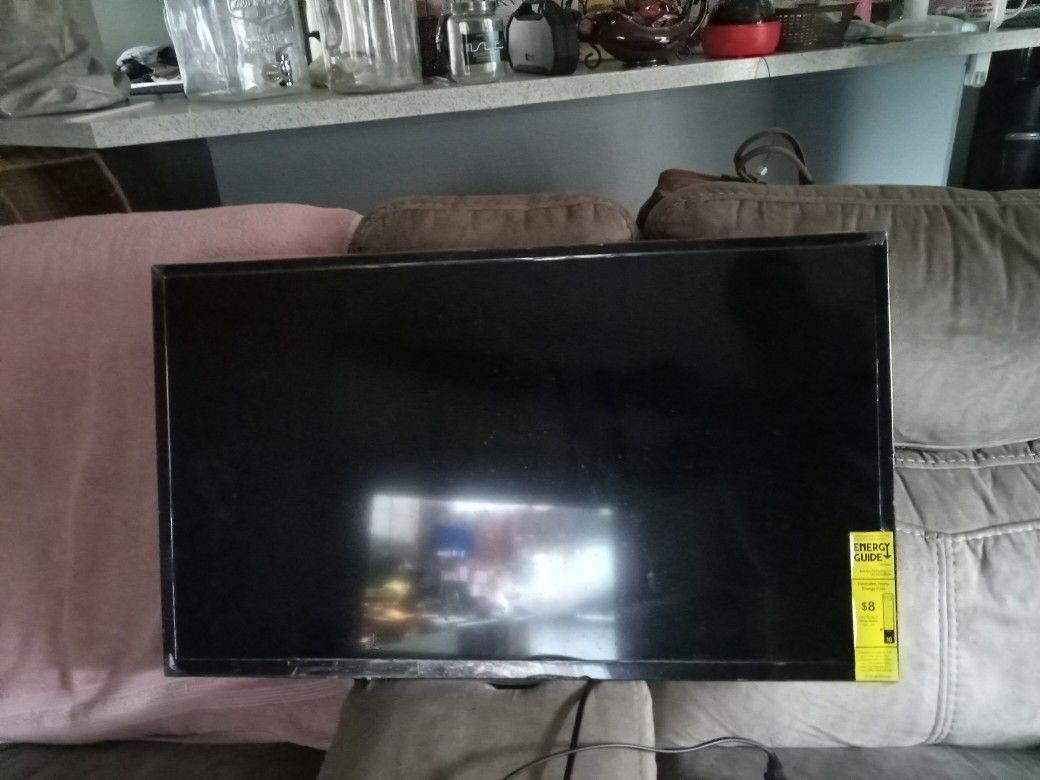 29 Inch Insignia Flat Screen Tv