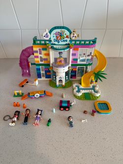LEGO Friends Pet Day-Care Center