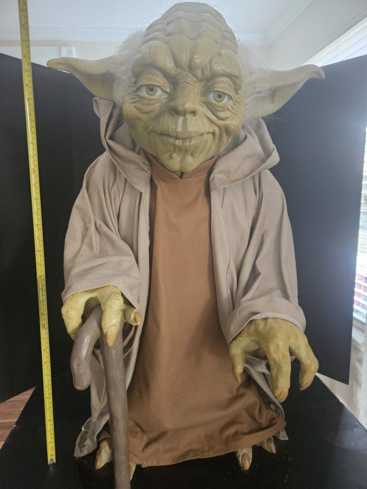 Star Wars Life Size YODA - Blockbuster Promotion - In Excellent Condition