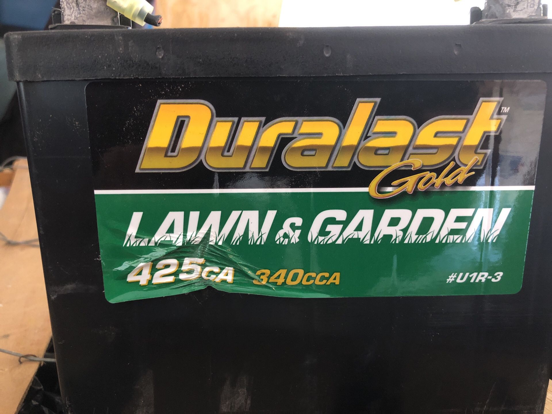 Lawnmower battery