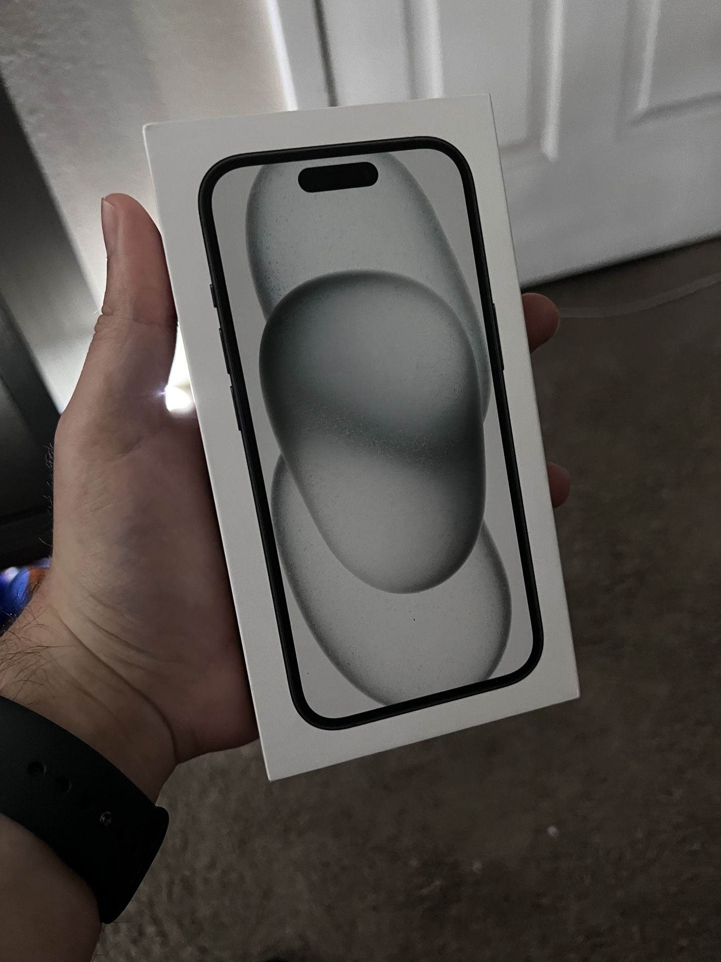 iPhone 15 Sealed (128GB Black)