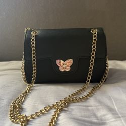 Dark Green slingbag ( Like Dreams )