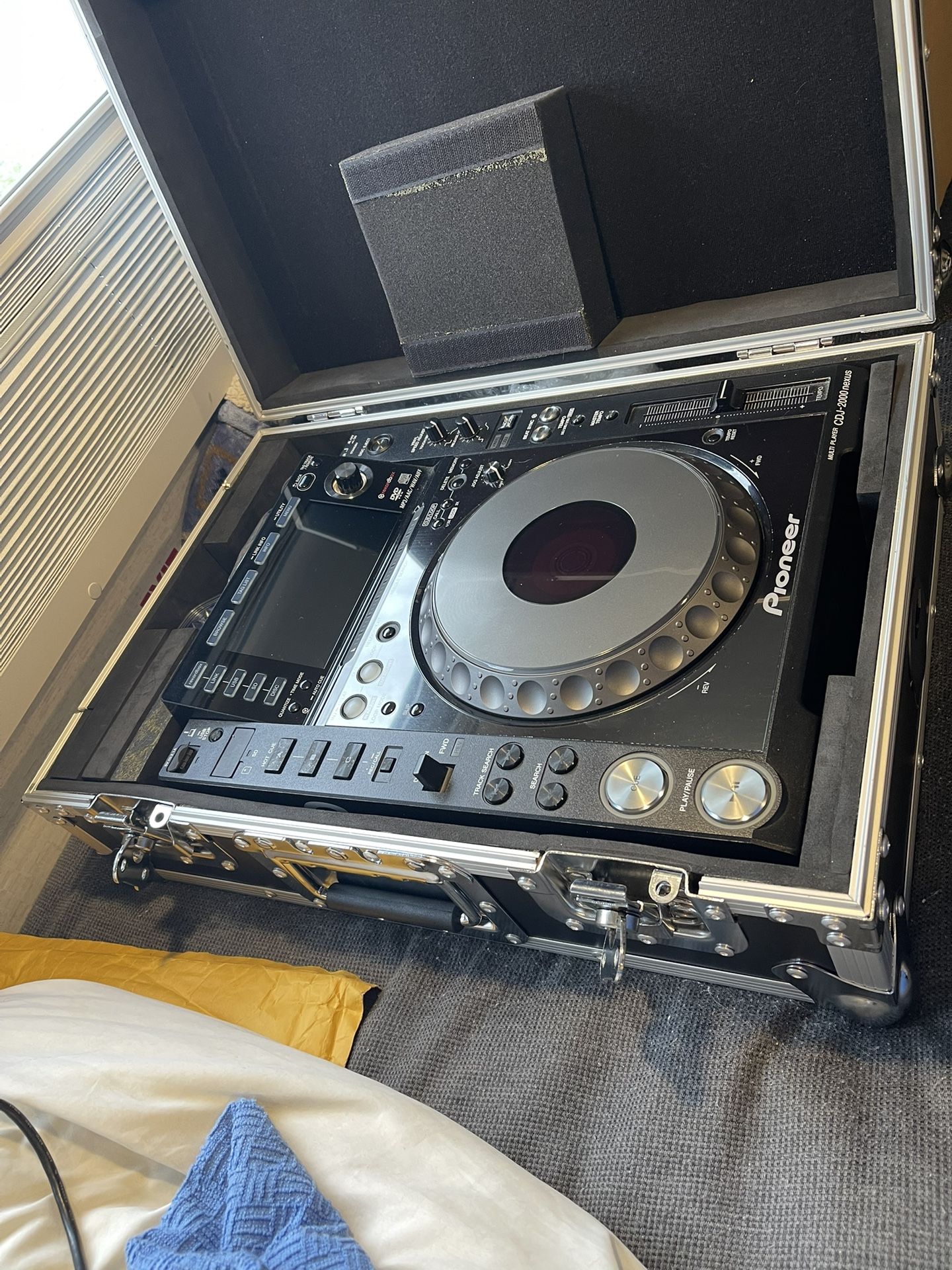 Pioneer CDJ 2000 Nexus For The Pair And Mixer iMac Not Included