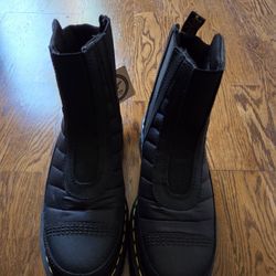 Dr Martens Rain/Snow Boots