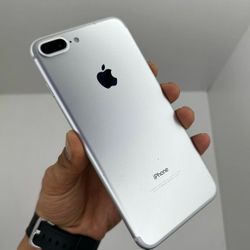 iPhone 7 plus 32GB Unlocked 