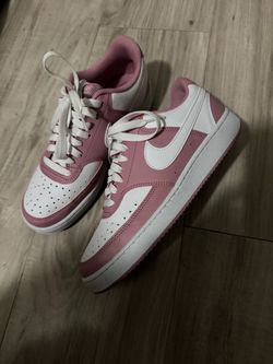 Nike Low-Top Sneakers Pink and White Size 7.5 W