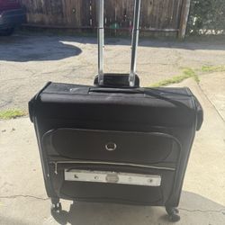 Delsey Rolling Garment Bag 