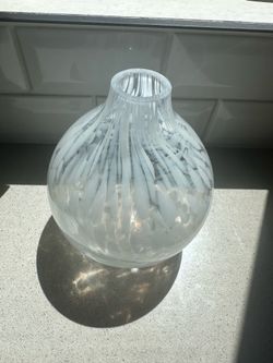 Glass vase