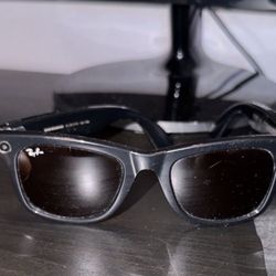)Ray-Ban Meta  (Won’t Turn On )Wayfarer Large (Gen 1)