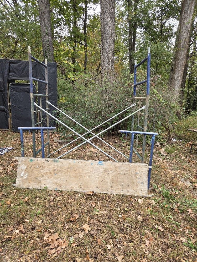 3x7 Scaffolding With Wheels And Hieght Extentions