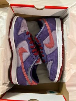 Dunk plums 9.5