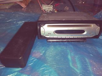 Sony Car Radio; faceless; w. case. Model CDX-L410X