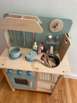 Little Dutch Wooden Play Kitchen with Accessories