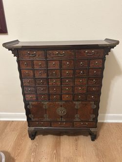 Medicine cabinet